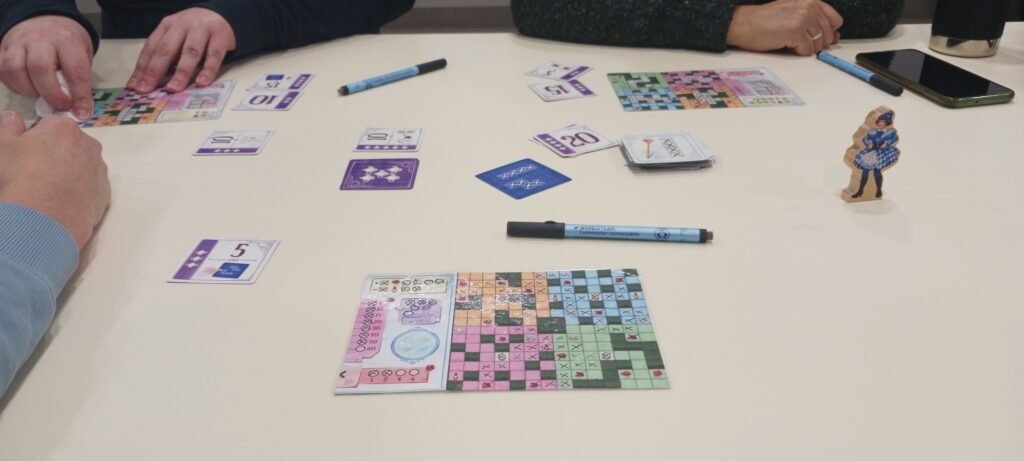 Une partie de Alice de l'autre côté du miroir.